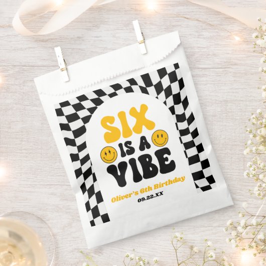 Six Is A Vibe Retro Sixth 6th Birthday Party Geschenktütchen (Ausgeschnitten)