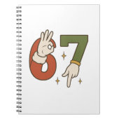  Six Seven 67 6 7 Santa Elf Christmas Meme Notizblock (Vorderseite)