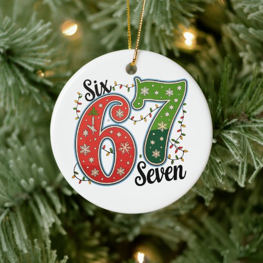 Six Seven 67 6 7 Weihnachtsmeme Lustige Weihnachts Keramik Ornament (Baum)