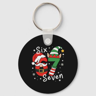 Six Seven 67 Meme 6 7 Elf Santa Weihnachts-Pyjama  Schlüsselanhänger