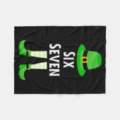 Six Seven 67 St Patricks Day Kids Funny Leprechaun Fleecedecke (Vorderseite (Horizontal))