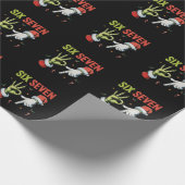 Six Seven 6 7 67 Meme Christmas Funny Xmas Santa Geschenkpapier (Ecke)
