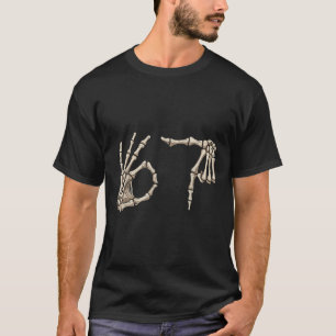 Six Seven 6 7 Meme 67 Skeletthand Halloween Kostüm T-Shirt