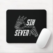 Six Seven 6 7 Meme Funny Skeleton Hands Sign Hallo Mousepad (Mit Mouse)