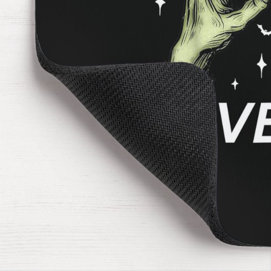 Six Seven 6 7 Meme Funny Witch Skeleton Hands Hall Mousepad (Ecke)