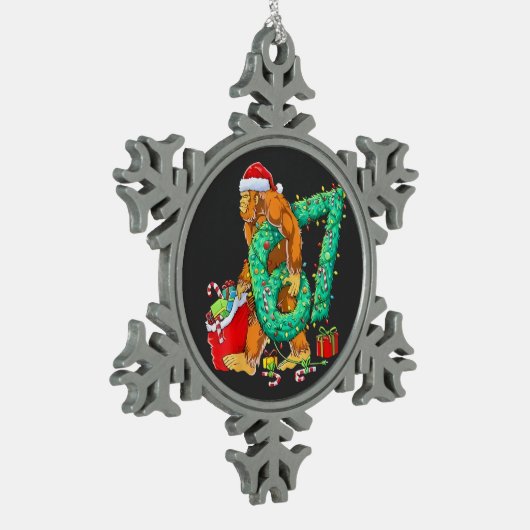 Six Seven Bigfoot 67 Sasquatch Meme Christmas Schneeflocken Zinn-Ornament (Links)