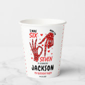Six Seven Birthday Skeleton Hands Party Pappbecher (Rückseite)