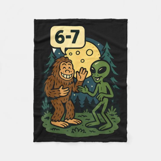 Six Seven Funny Bigfoot And Alien 67 Viral Meme Sa Fleecedecke (Vorderseite)