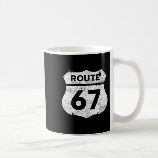 Six Seven Funny Route 67 Road Sign 6 7 Meme Men Wo Kaffeetasse (Rechts)