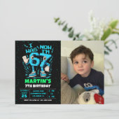 Six Seven Meme 6 7 Birthday Photo Invitation Einladung (Stehend Vorderseite)