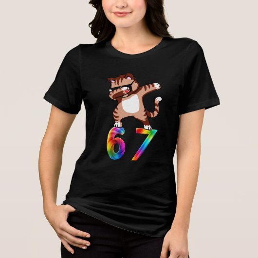 Six Seven Meme Slang 6 7 Dabbing Katze Tri-Blend Shirt (Vorderseite)
