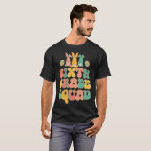 Sixth Grad Squad Teacher  Retro Groovy Easter Bunn T-Shirt (Vorne ganz)