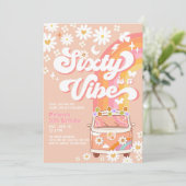 SIXTY ist ein Vibe Van Groovy Daisy Hippie Birthda Einladung (Stehend Vorderseite)