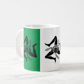 Sizilianisches Trinacria auf italienischer Flagge Kaffeetasse (Vorderseite Links)