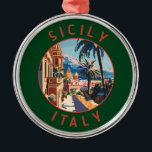 Sizilien Italien Retro Distressed Circle Ornament Aus Metall<br><div class="desc">Sizilien Retro Vektor Reise Design. Sizilien,  die größte Mittelmeerinsel,  liegt direkt vor dem "Zeh" des italienischen "Stiefels". Seine reiche Geschichte spiegelt sich in Orten wie dem Tal der Tempel wider.</div>