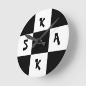 Ska-Musik prüfte das alte Punk-Rock der 80er Jahre Runde Wanduhr (Winkel)