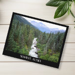 Skagway Alaska Berge Landschaft Postkarte<br><div class="desc">Dieses Design kann personalisiert werden, indem Sie die Option zum Hinzufügen von Text anpassen auswählen. Kontaktieren Sie mich unter colorflowcreations@gmail.com , wenn Sie dieses Design für ein anderes Produkt haben möchten. Kaufen Sie meine originale abstrakte Acrylmalerei zum Verkauf unter www.etsy.com/shop/colorflowart. Sehen Sie mehr meiner Kreationen oder folgen Sie mir unter...</div>