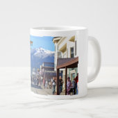 Skagway Tunnel-bohrwagenTasse Jumbo-Tasse (Vorderseite Rechts)