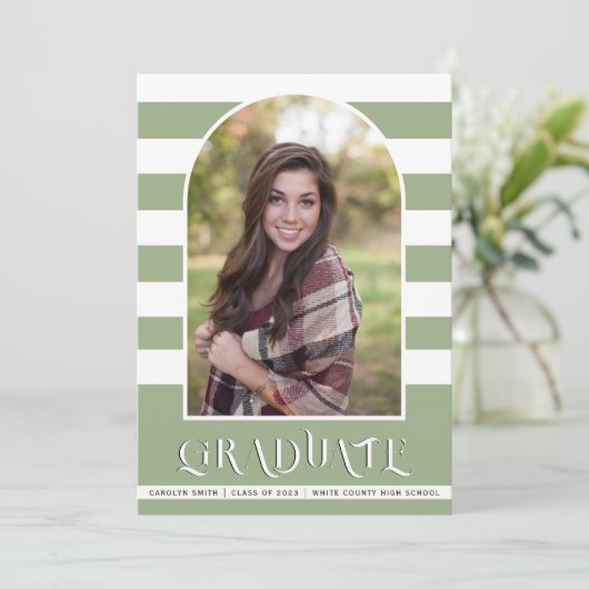 Skalengrün-Klasse des Abschlusses des Fotos 2023 Ankündigung (Stehend Vorderseite)