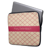 Skandinavien Art Deco Muster mit Magenta Name Stre Laptopschutzhülle (Vorderseite Links)