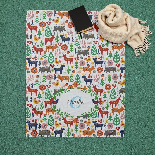 Skandinavische Folklorekunst Monogram Muster Boho  Fleecedecke