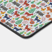 Skandinavische Folklorekunst Monogram Muster Boho Schreibtischunterlage (Ecke)