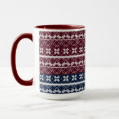 Skandinavische Ornamente auf blauen, bordeauxfarbe Tasse (Links)