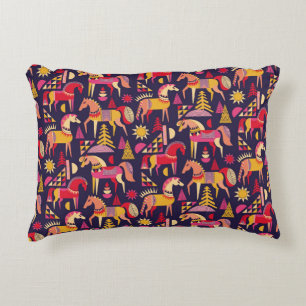 Skandinavische Pferde: Dekoratives Nahtloses Desig Dekokissen