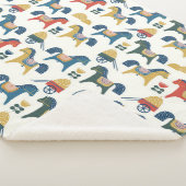 Skandinavische Pferde: Farbenfrohe Kunst des Volke Sherpadecke (3/4)