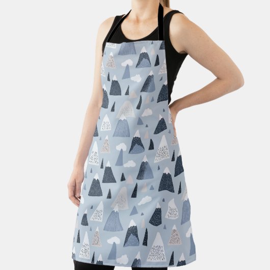 Skandinavische schneebedeckte Berge Schürze (InSitu)