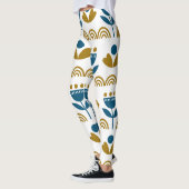 Skandinavische Volkskunst, buntes Muster. Leggings (Links)