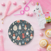 Skandinavische Volkskunst mit Weihnachtszwergen Pappteller (Party)