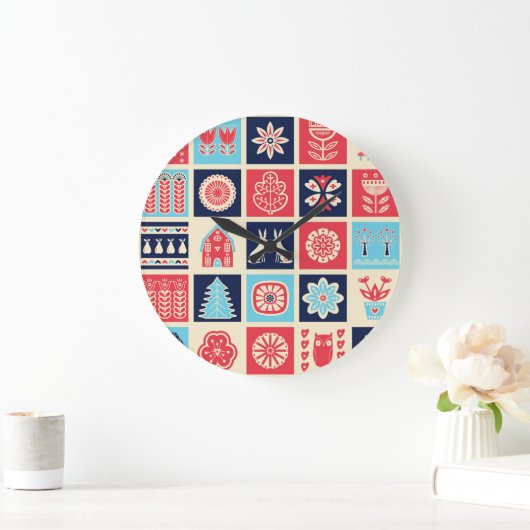 Skandinavische Volkskunst: Vintage Blütenkunst. Große Wanduhr (Zuhause)