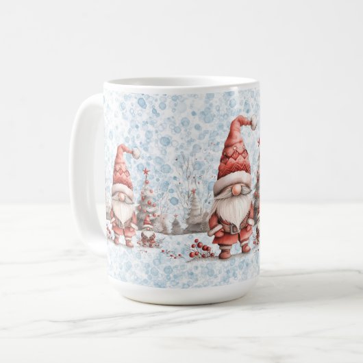 Skandinavische Weihnachtsgnome Red Berries Kaffeetasse (Vorderseite Links)