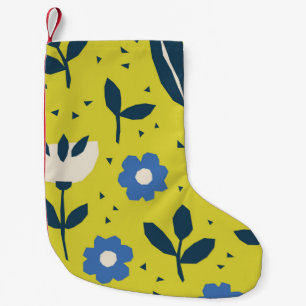 Skandinavischer Stil, floralnahes Muster. Kleiner Weihnachtsstrumpf