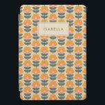 Skandinavisches Blume Muster Personalisiert iPad Pro Cover<br><div class="desc">Muster der skandinavischen Blume Personalisierte Rezeptur Tablettenüberzug</div>