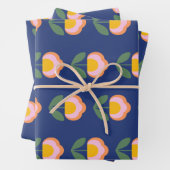 Skandinavisches dänisches Folklore-Blume-Muster in Geschenkpapier Set (Beispiel)