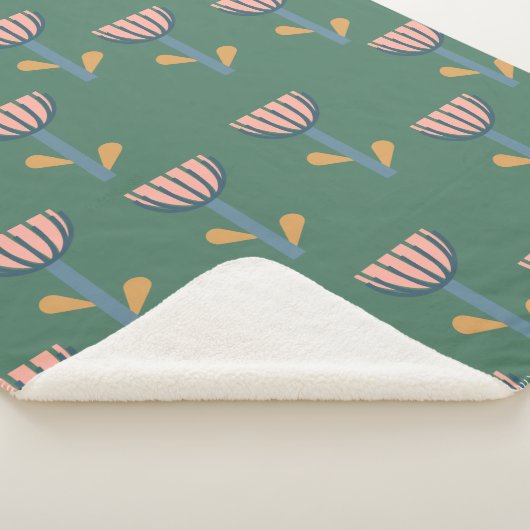 Skandinavisches Folkloremuster im Blumenmuster in Sherpadecke (3/4)