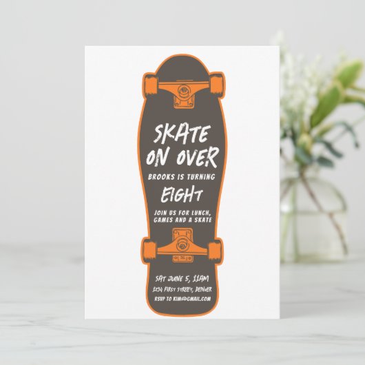 Skate auf über Skateboarding Theme Party Einladung (Stehend Vorderseite)