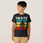 Skate Boy Skateboarding Kid Retro T-Shirt (Vorne ganz)