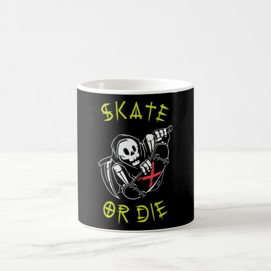 Skate oder die Grim Sensenmann Skeletton Skateboar Kaffeetasse (Mittel)