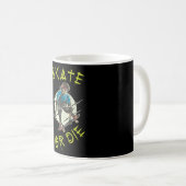 Skate oder die Skeleton-Skateboarder Kaffeetasse (VorderseiteRechts)