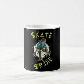 Skate oder die Skeleton-Skateboarder Kaffeetasse (Mittel)