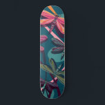 Skateboard<br><div class="desc">Eine psychedelisch zeichnend Digitale, inspiriert von der Natur und den einzigartigen Farben und Formen von Libellen. Dieses Design zeichnet sich durch ein farbenprächtiges Libellenmuster vor einem abstrakten blauen Hintergrund aus Ziegeln und Wasser aus.</div>