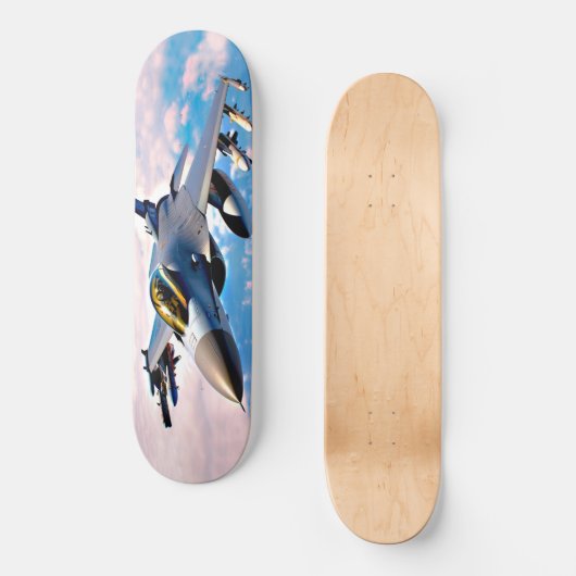 Skateboard Art of F-16 über den Wolken (Vorderseite)