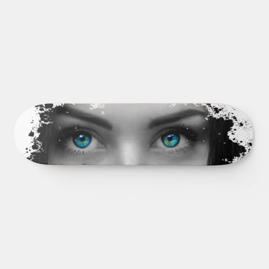 Skateboard Blue eyes (Horizontal)