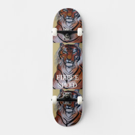 SKATEBOARD DESIGN VON KÜNSTLER PAULA REILLY.