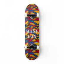 SKATEBOARD DESIGN VON KÜNSTLER PAULA REILLY.