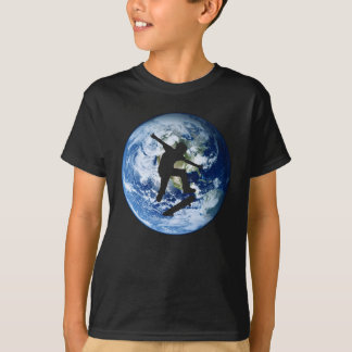 Skateboard Earth Silhouette | Skater T - Shirt