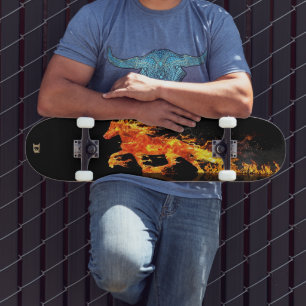 Skateboard für Feuerpferde und -marke